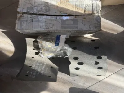 Forro de freno trasero (camión) MERCEDES A6734218330