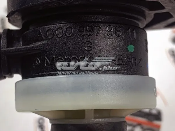 Tubo de ventilación del cárter 2740187201 Mercedes