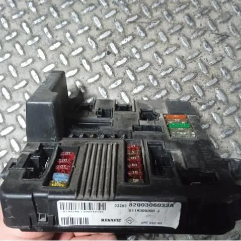  8200306033A Renault (RVI)