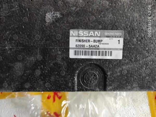 Absorbedor del parachoques delantero 620905AA2A Nissan/Infiniti