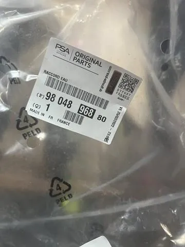 Manguera inferior del radiador 9804896880 Peugeot/Citroen