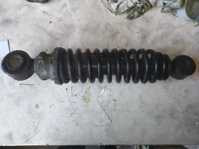 Amortiguador de cabina IVECO 504115380