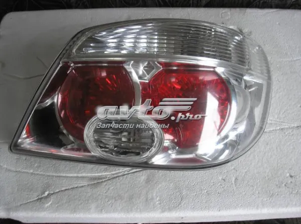Piloto trasero derecho 8330A288 Mitsubishi