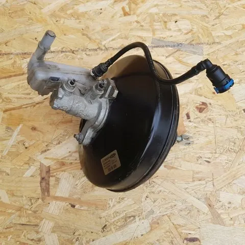 Servofreno 8V512B195LF Ford