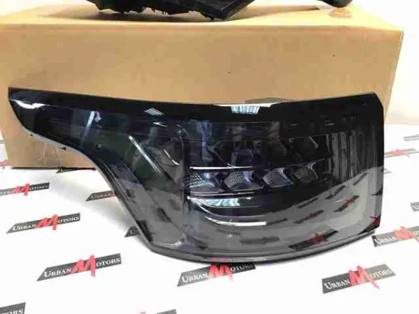 Piloto trasero izquierdo LR136857 Land Rover
