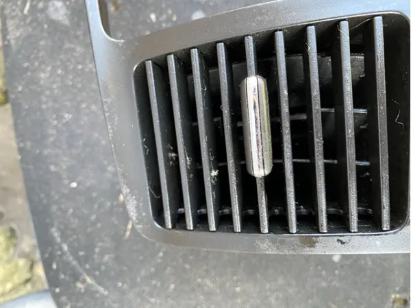 Panel revestimiento salpicadero Toyota Corolla hatchback (E12U) (2002 - 2006) precio, desde 380,84 USD