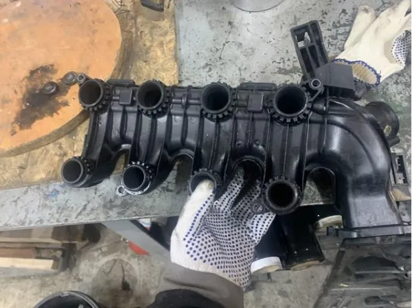 Colector de admisión izquierdo 9653808680 Fiat/Alfa/Lancia