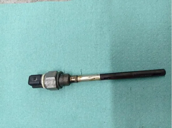 Sensor de nivel de aceite 11145CK80B Renault (RVI)