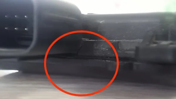 Sensor de ángulo muerto trasero 32254967 Volvo