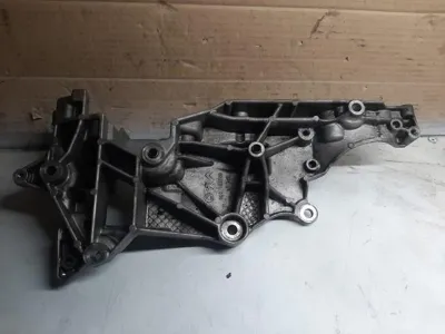 Soporte del alternador PEUGEOT 9807162780