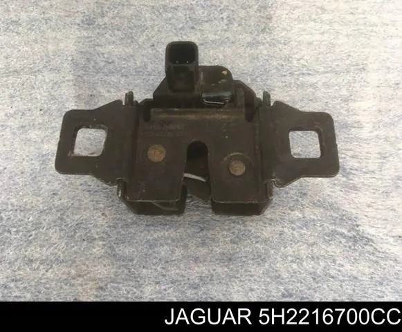 Cerradura del capó izquierda C2Z32620 Jaguar