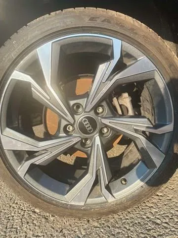 Llantas 8Y0601025H VAG