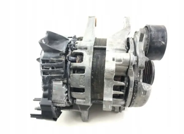 Alternador 231006UB0C Nissan/Infiniti