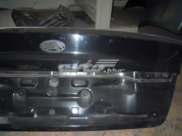 Tapa maletero 57509AG0009P Subaru