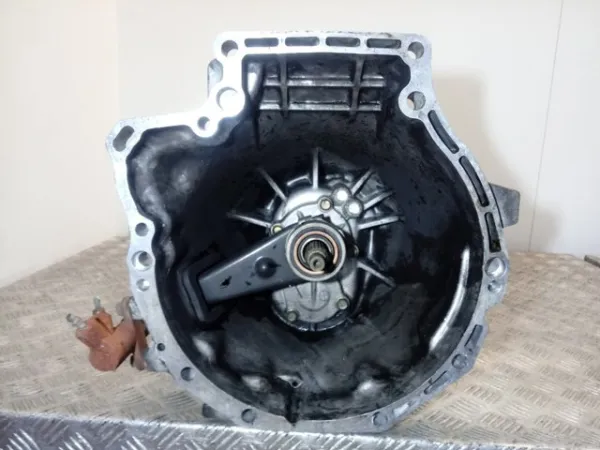 Caja de cambios M526 Mazda