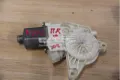 Motor del elevalunas de la puerta delantera derecha Mercedes A W176