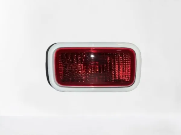 Luz trasera de parachoques derecha 2144001R3LDUE Depo/Loro/Abakus