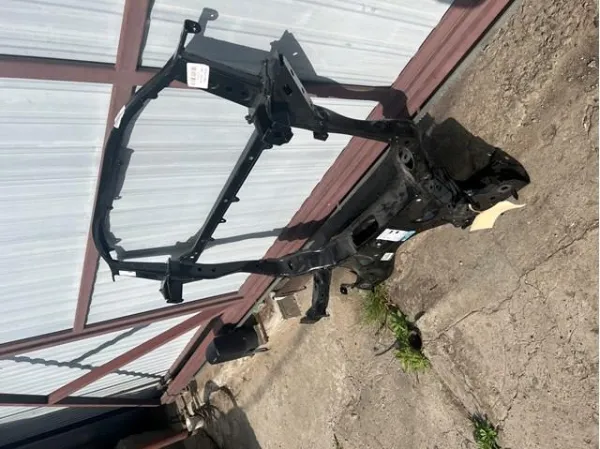 Subchasis delantero para Mazda CX-30  DM