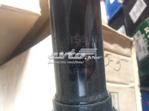 Amortiguador delantero derecho E61101DR0C Nissan/Infiniti
