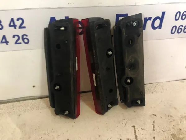 Tercera luz de freno L90003629 Ford
