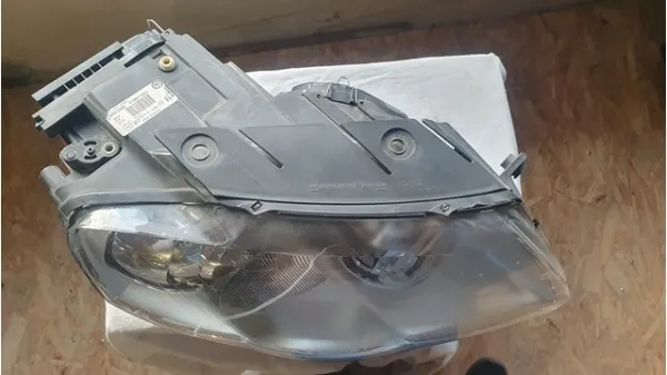 Faro derecho 3C0941752G VAG