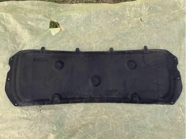 Aislamiento del Capó Suzuki Vitara LY