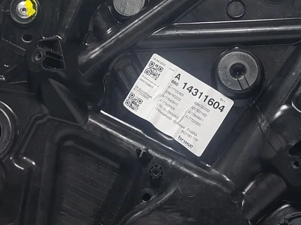 Mecanismo de elevalunas delantero derecha Mercedes A V177