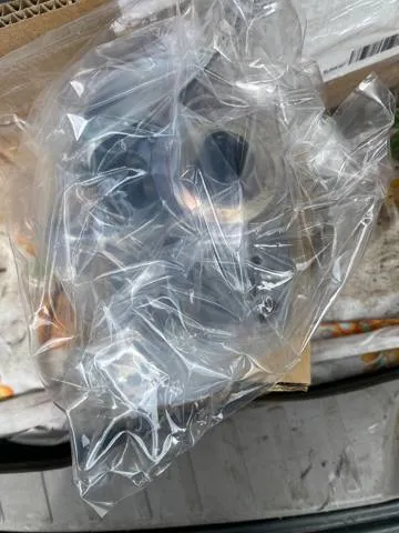Caja del filtro de combustible Mitsubishi Pajero IV LONG