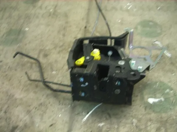 Cerradura KIA Rio II