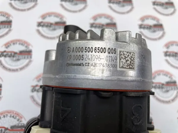 Bomba de agua eléctrica auxiliar 000500650080 Mercedes