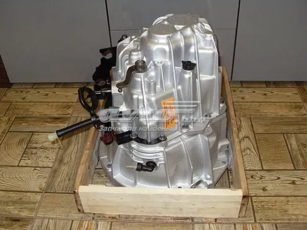 Caja de cambios 7701477946 Renault (RVI)