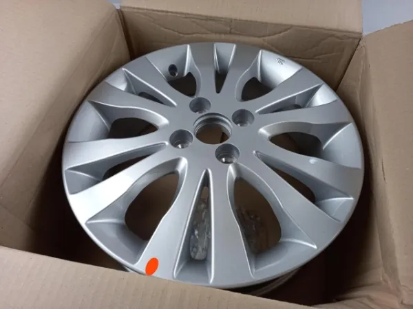 Llantas 084001J300 Hyundai/Kia