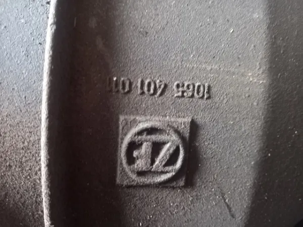  1065401011 BMW