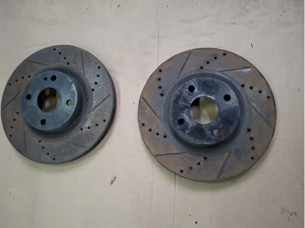 Disco de freno NA5F33251A Mazda