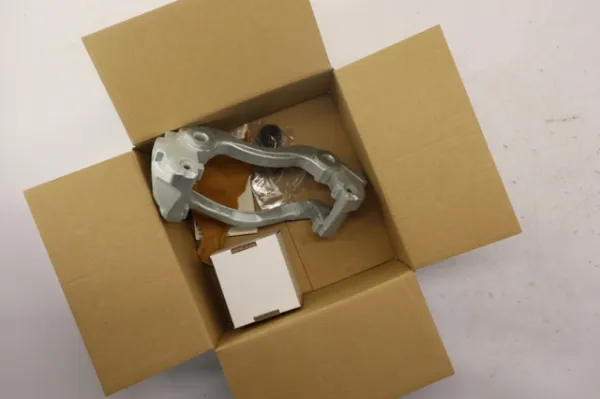 Soporte de la pinza de freno delantera 4404C2 Peugeot/Citroen