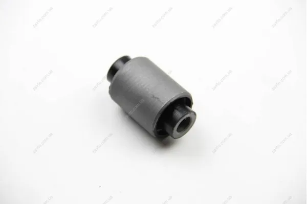Buje del brazo inferior trasero BC0307 Bcguma