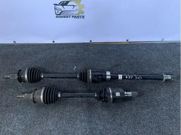 Semieje delantero izquierdo FTH12560X Mazda