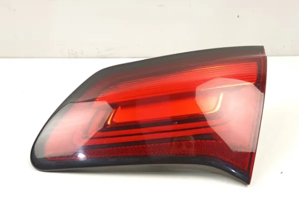 Piloto trasero interior derecho 9808624780 Peugeot/Citroen