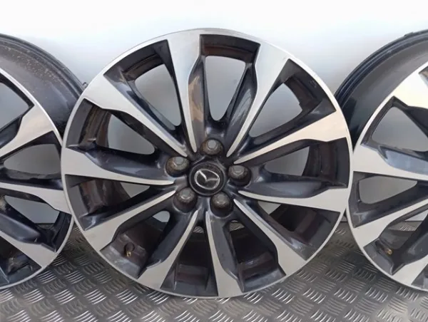 Llantas 9965417080 Mazda