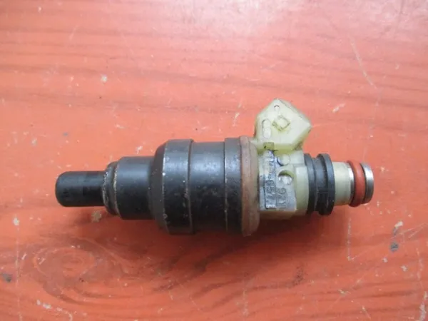 Inyector MD156760 Mitsubishi