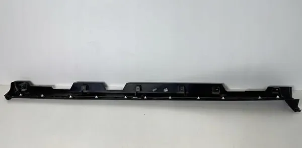 Moldura exterior derecha del umbral LR156946 Land Rover